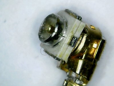 Antenna connector_c.jpg